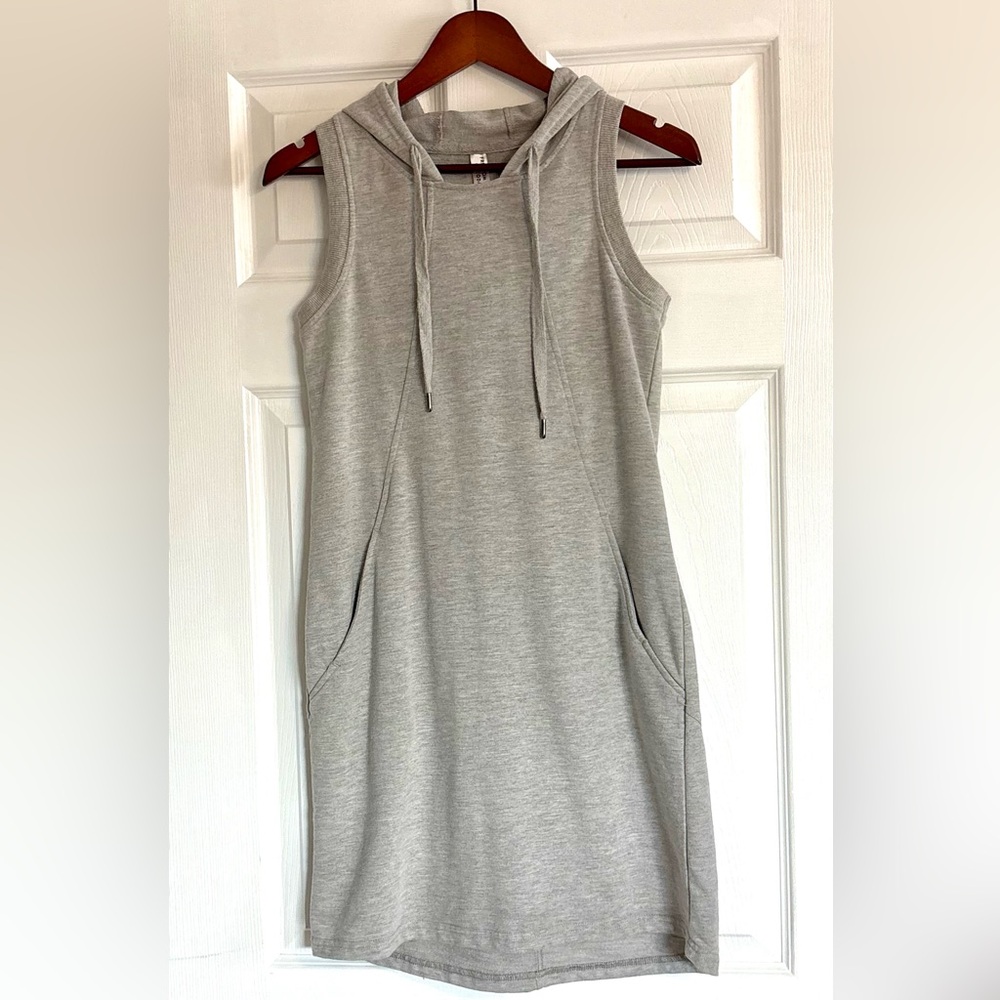 Freedom Trail By Kyodan Grey Sleeveless Hoodie Athleisure Dress Size Small - Picture 2 of 10